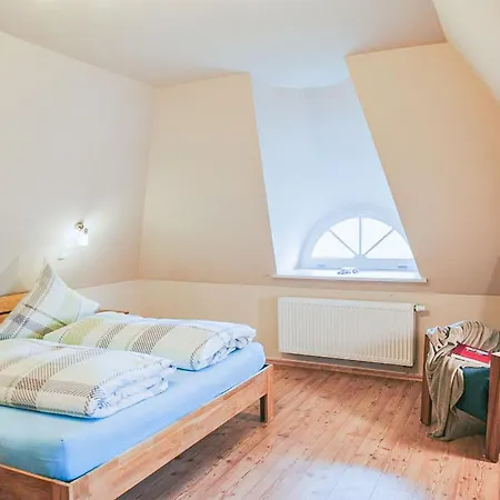 Witte Haubarg Kotzenbull